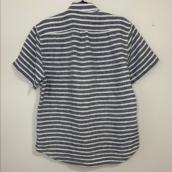 J.Crew M SIZE Men's Striped grey and White Shirt
💯% Linen - Picture 3 of 9